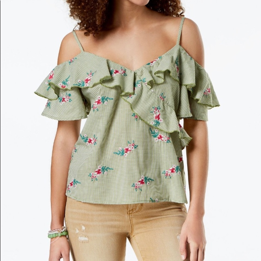 Gypsies & Moondust Off-The-Shoulder Top Pink